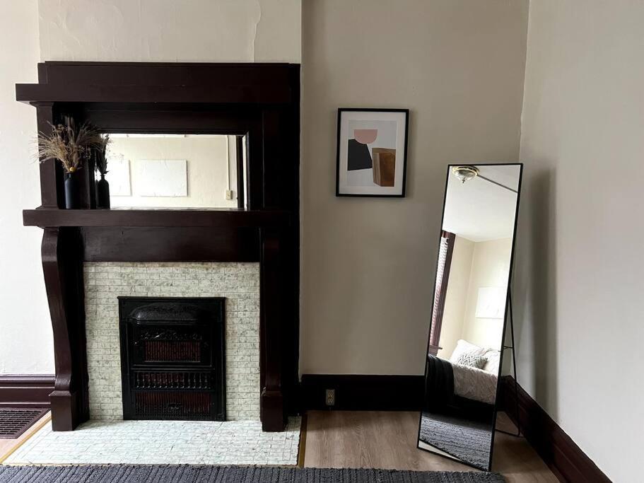 Ferienwohnung Charming Duplex On Quiet Street Saint Louis Exterior foto